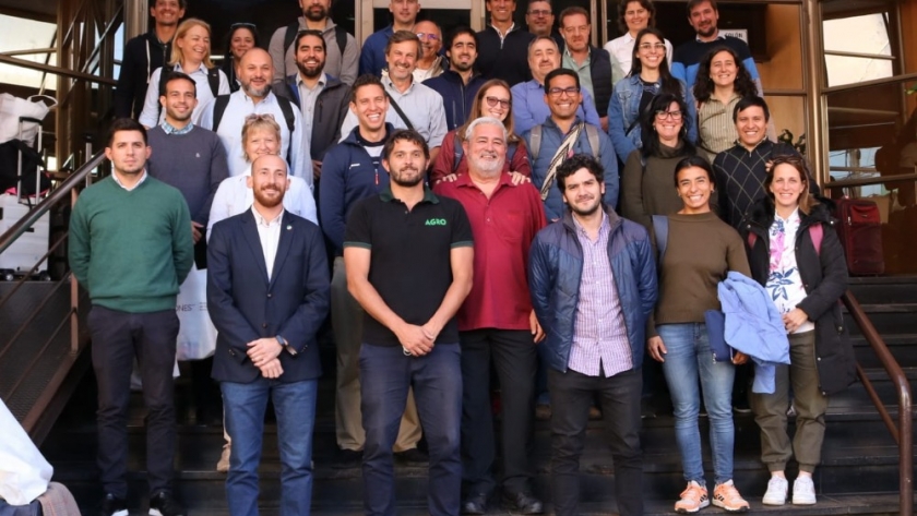 Comitiva internacional visitó obras de inclusión rural y evaluó proyectos para mitigar el cambio climático