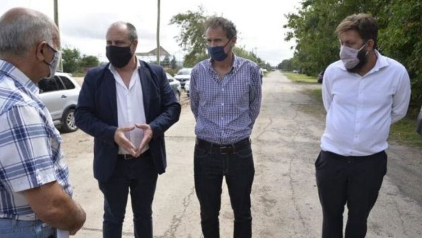 Menéndez y Katopodis firmaron obras para Brandsen, Monte y Las Flores