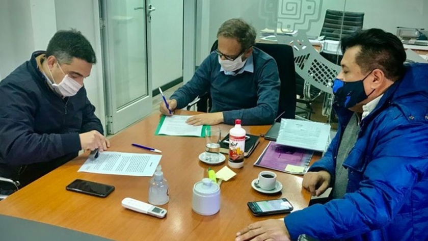 Acuerdan obras hídricas para El Rodeo