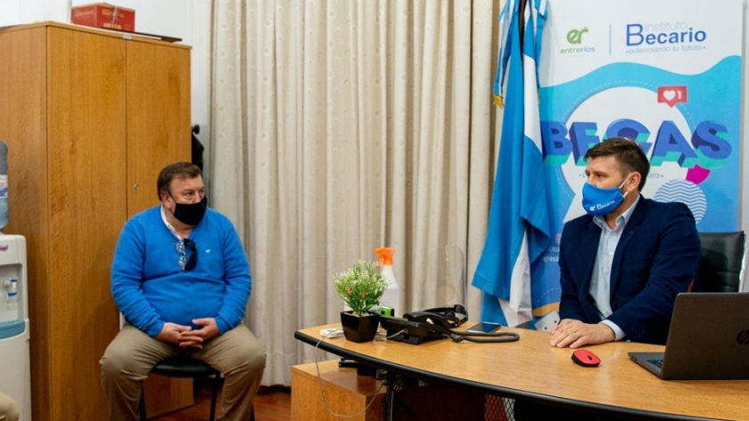 Becario y transportistas escolares rurales acordaron trabajar en conjunto