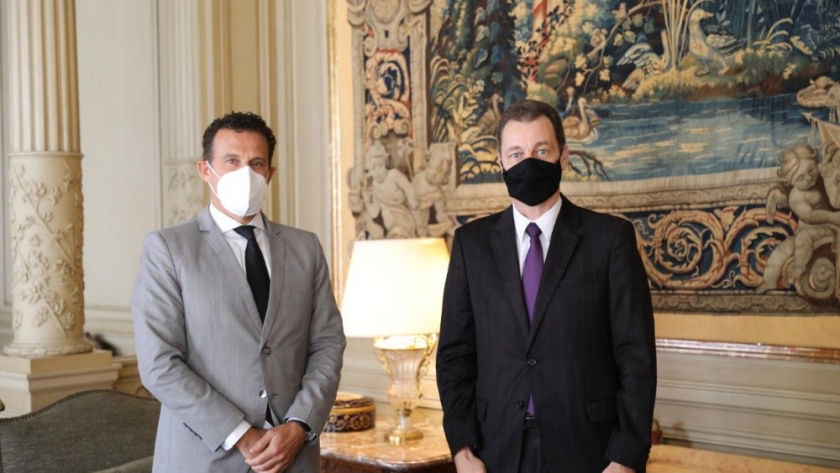 El jefe de Gabinete de la Cancillería y el embajador de Brasil compartieron una reunión de trabajo