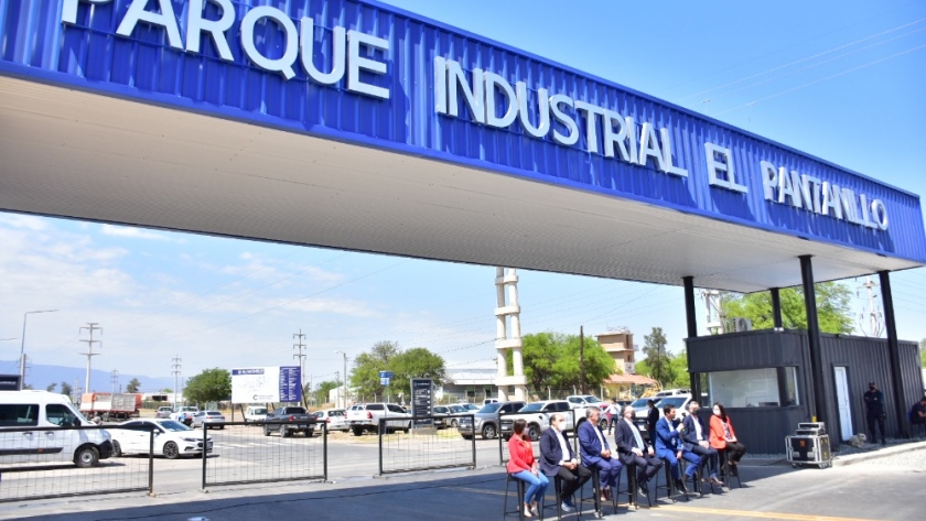 Raúl y Matías Kulfas inauguraron obras en el Pantanillo y millonaria inversión de la textil Fibran Sur