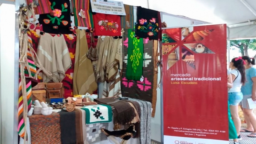 El Mercado Artesanal de San Juan fue reconocido en Cosquín