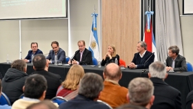 Bordet firmó convenios con Nación para ejecutar más viviendas en Entre Ríos