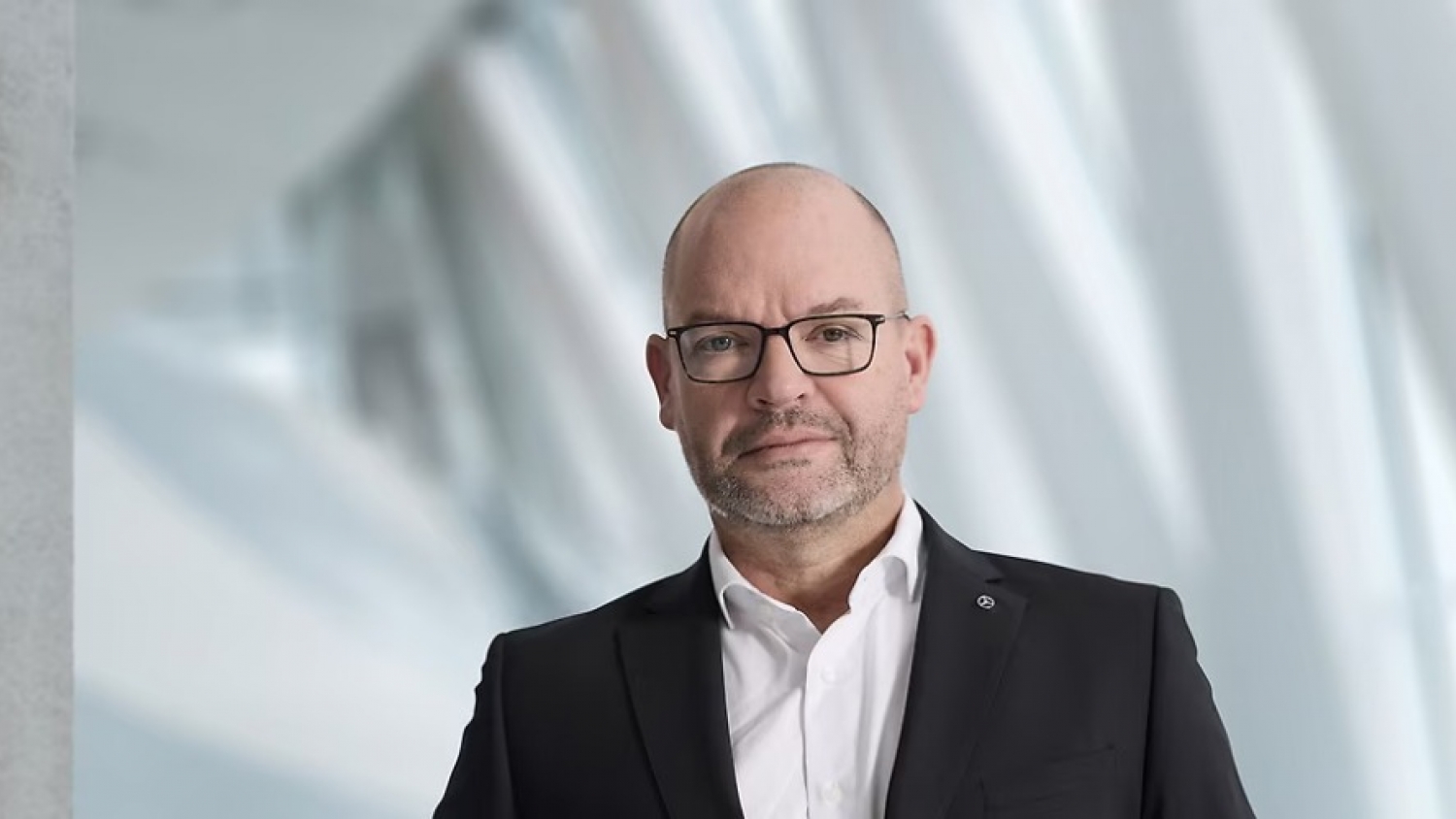 Mercedes-Benz refuerza su apuesta eléctrica y marca distancia con la combustión tradicional