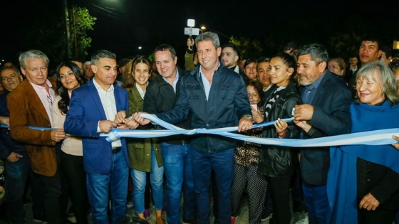 El gobernador Uñac presidió la inauguración de la plaza del barrio Los Alerces, en Chimbas