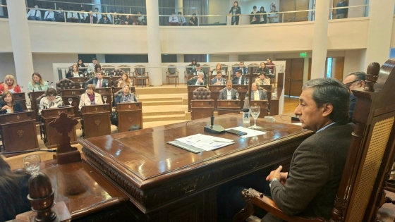 Legislatura de Santiago del Estero repudia el ajuste nacional y el cierre de Vialidad: fuerte defensa al empleo público y al federalismo