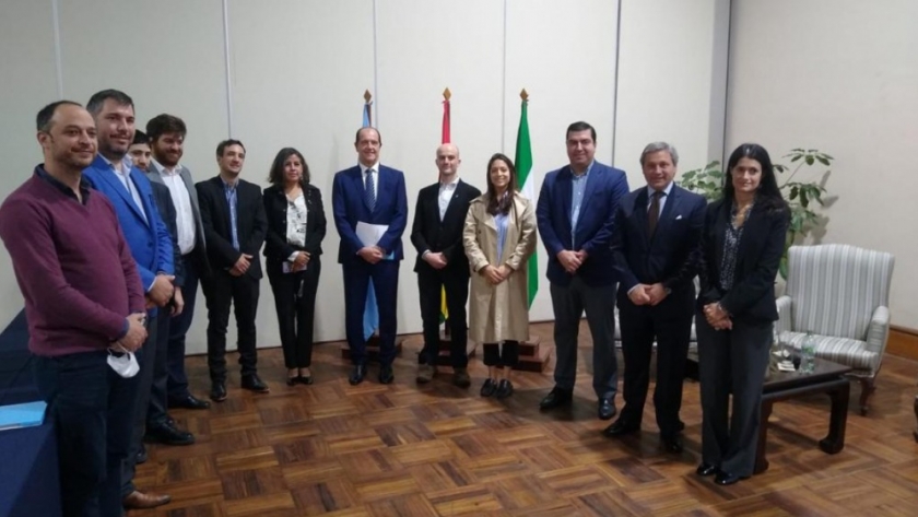 La provincia participa de la Misión Comercial del Sector de Software en Paraguay y Bolivia