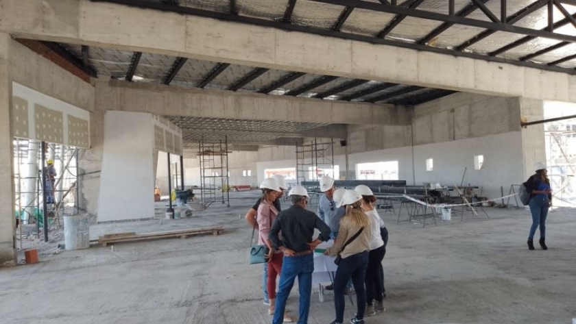 Funcionarios provinciales y nacionales supervisaron la construcción de la terminal de General Güemes