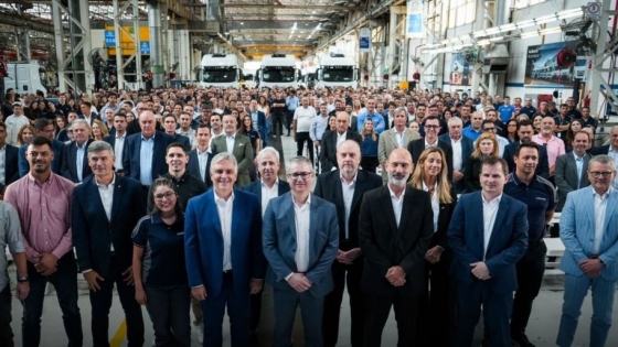 Córdoba lanza el nuevo camión IVECO S-Way y debate sobre igualdad de condiciones para la industria nacional