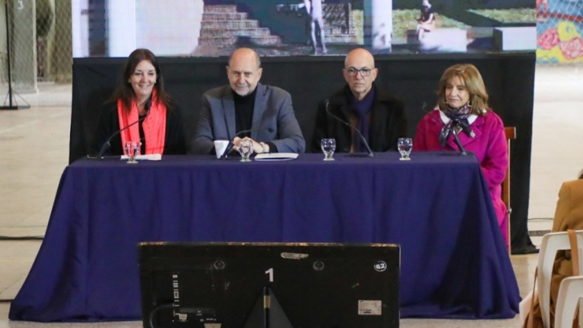 Omar Perotti participó de la licitación del nuevo edificio del instituto superior del profesorado N° 8 “Almirante Brown