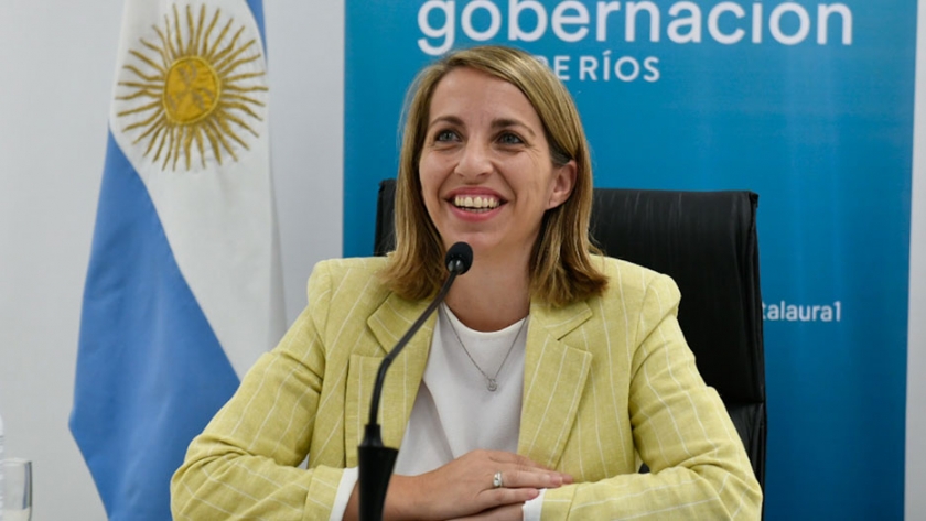Stratta participó del ciclo El protagonismo de las mujeres en la administración del Estado