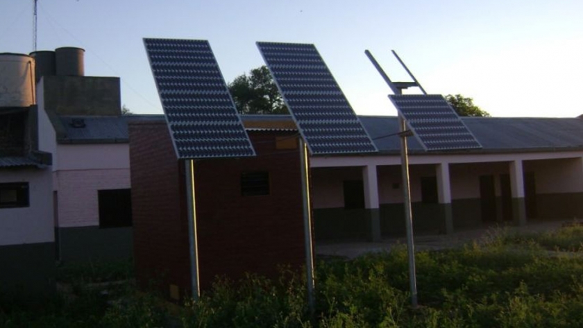 El Gobernador reglamentó la ley que fomenta la generación distribuida de Energía Renovable integrada a la red eléctrica pública