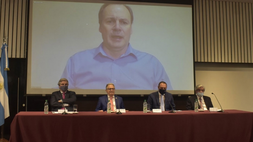 Bordet destacó la creación de un polo tecnológico para la capacitación laboral de jóvenes