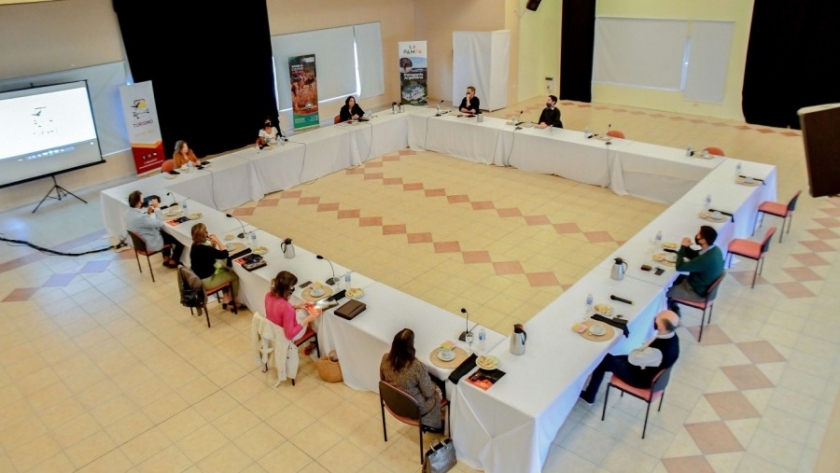 Cámaras empresarias de turismo de La Pampa y Villa Carlos Paz firmaron un convenio
