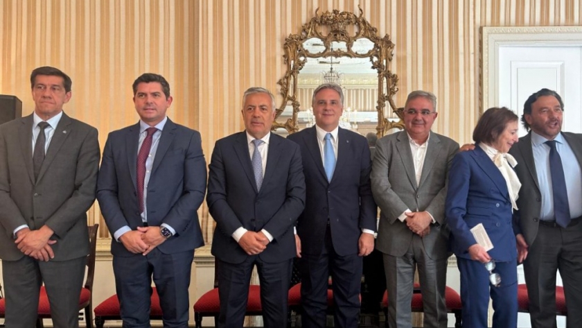 Llaryora presentó el potencial productivo de Córdoba ante inversores internacionales en Nueva York