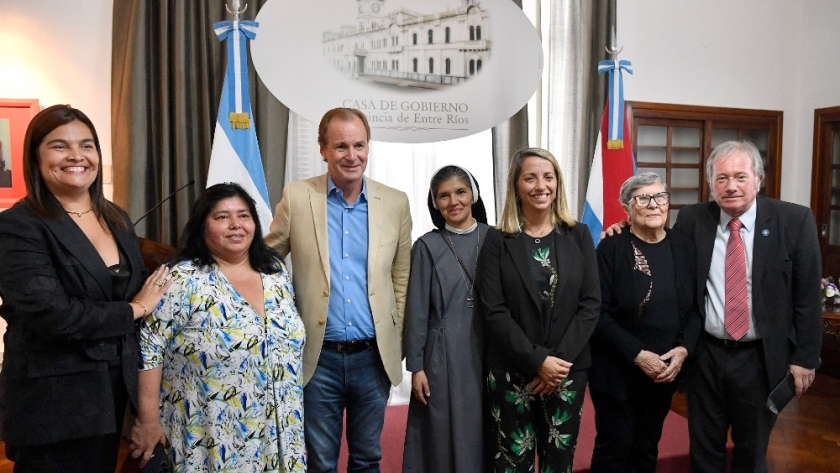 En el Mes de la Mujer, Bordet llamó a trabajar para “vivir en sociedades más justas”