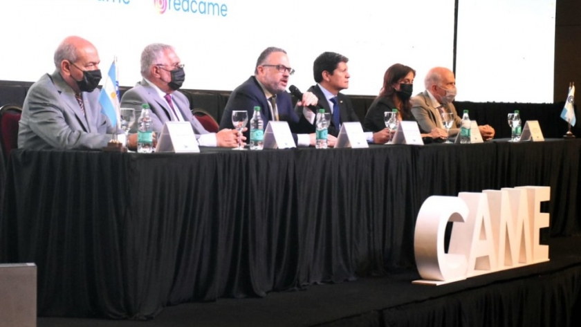 Grynszpan participó del foro internacional de ciudad, comercio y turismo