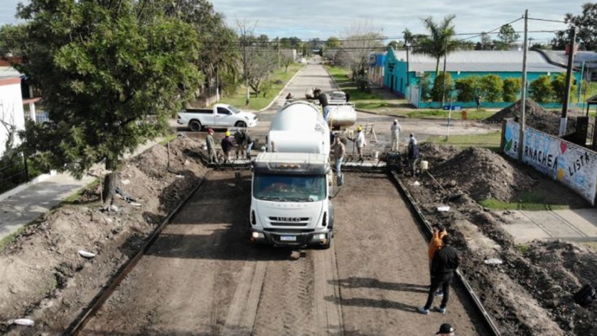 Más pavimento para presidencia de la plaza: vialidad inició la segunda etapa de obras para seguir conectando la ciudad
