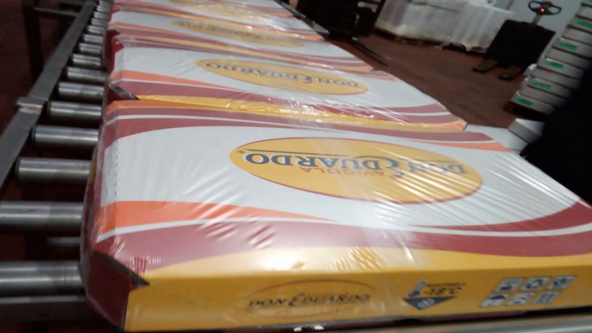 Viale. Exportaron a China tronquitos congelados de garras de pollo
