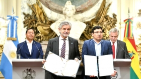 Argentina y Bolivia sellan acuerdo y avanzan en la investigación científico-tecnológica en recursos evaporíticos y litio