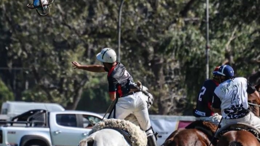 El deporte que arrancó en 1610 en Argentina y se prohibió por violento: ahora tiene una federación que lo revivió y buscan exportarlo a la región