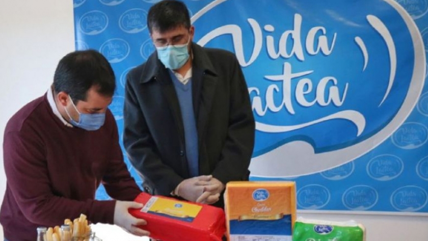 Lifton tras la reactivación de la usina láctea: "El desafío es llevar alimentos locales a la mesa de todas y todos los chaqueños"