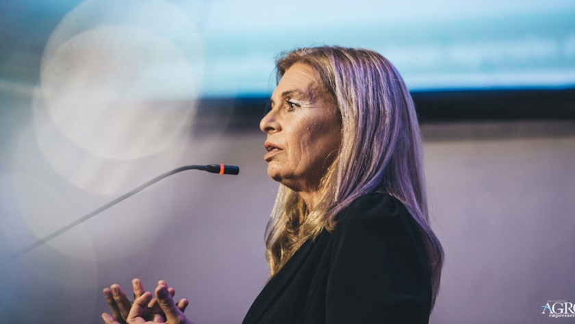 Laura Montero: 