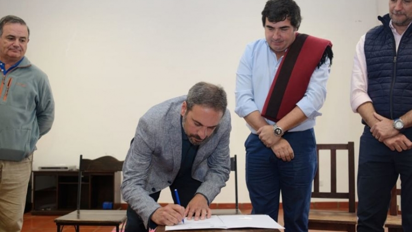 Provincia y Nación acuerdan posicionar a Salta como un referente mundial en vinos de altura