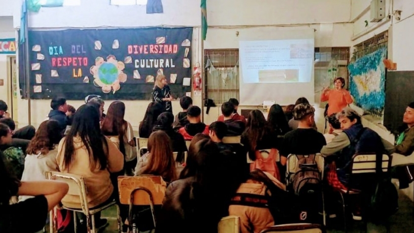 Capacitación para alumnos sobre enfermedades transmitidas por alimentos