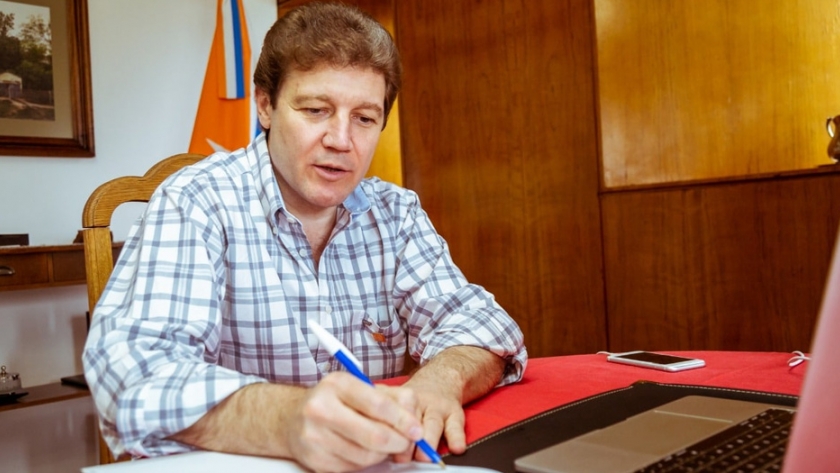 Gustavo Melella: "Estamos trabajando en la ampliación del ejido urbano de Ushuaia"