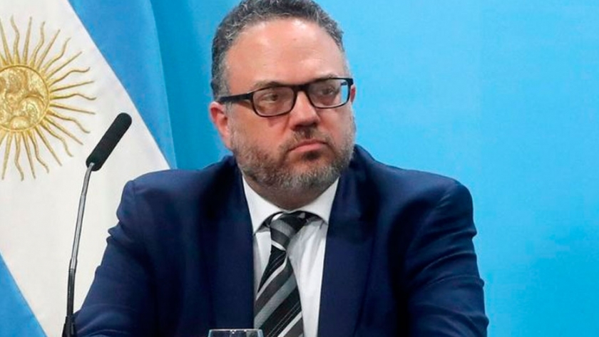 El gobierno busca impulsar la producción de la industria forestal y exportaciones de muebles
