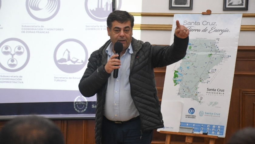 Martínez: “Tenemos el enorme desafío donde el Gobernador plantea poner a Santa Cruz de pie”