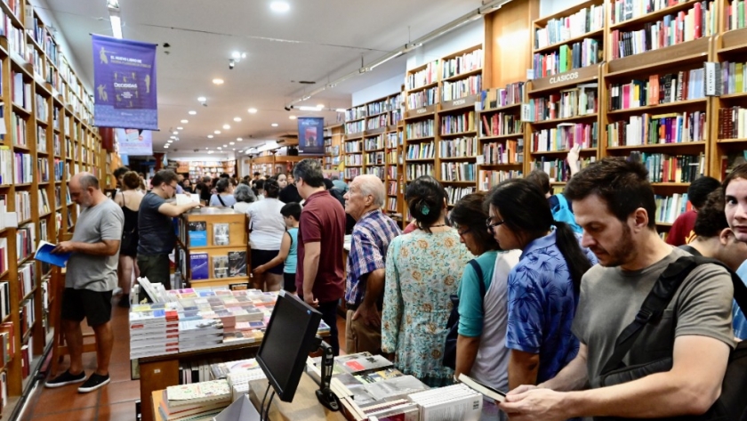 Más de 95.000 personas disfrutaron de La Noche de las Librerías en la Ciudad
