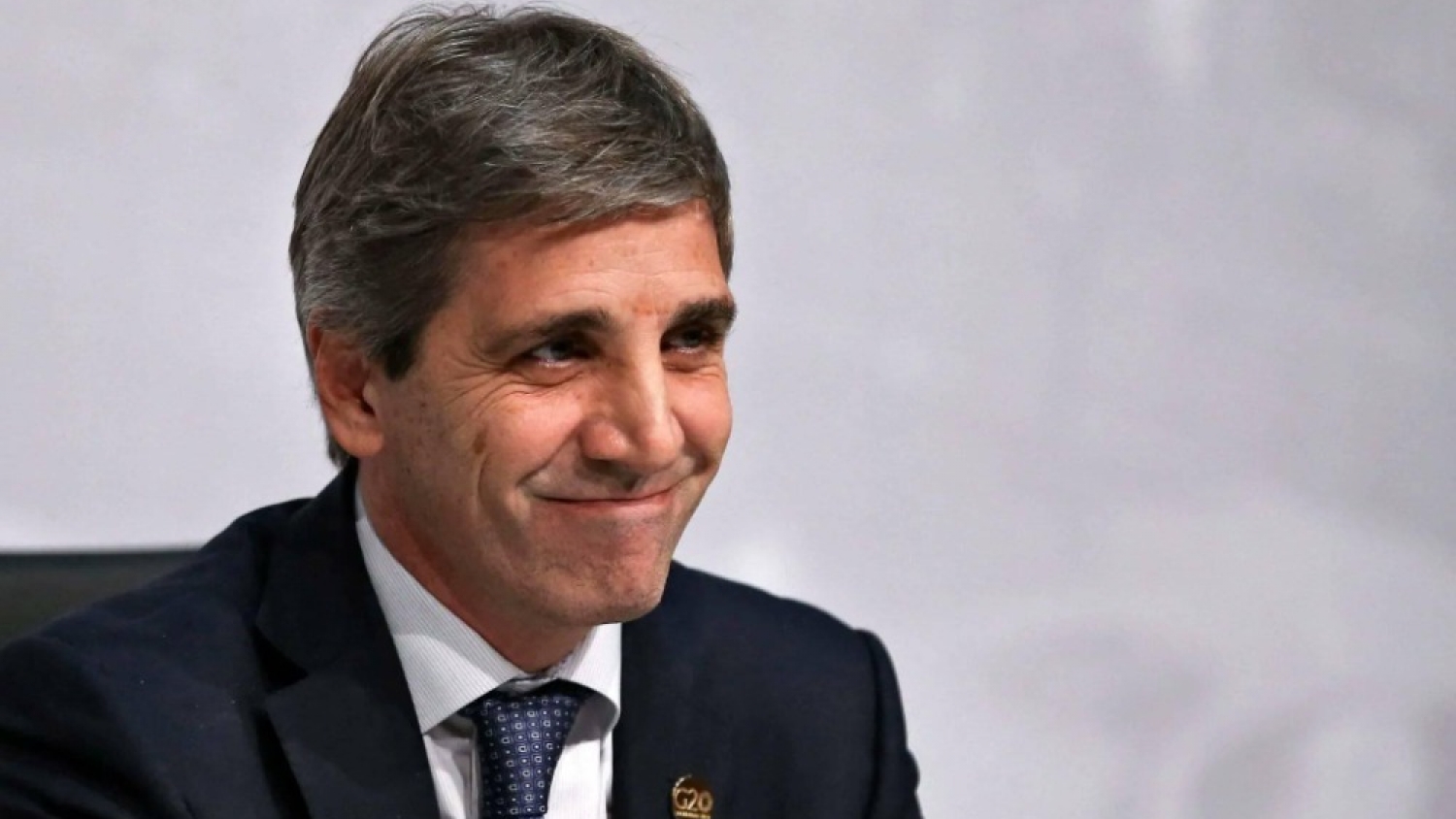 Caputo promueve diálogo con supermercados para impulsar el consumo y favorecer una gestión fiscal más eficiente