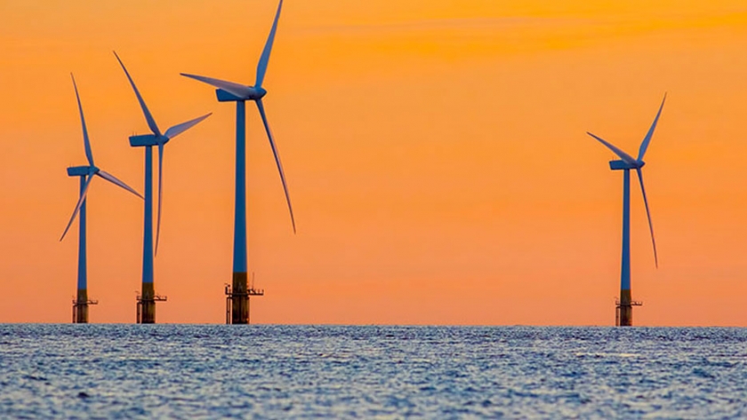 Reino Unido anuncia planes para cuadruplicar la energía eólica marina para 2030