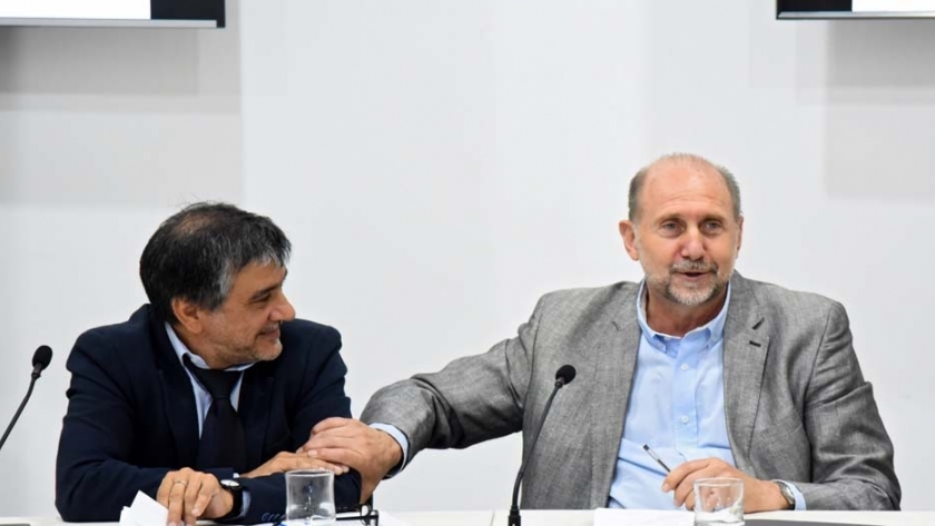 Perotti encabezó un encuentro de trabajo con cámaras de comercio exterior de Santa Fe