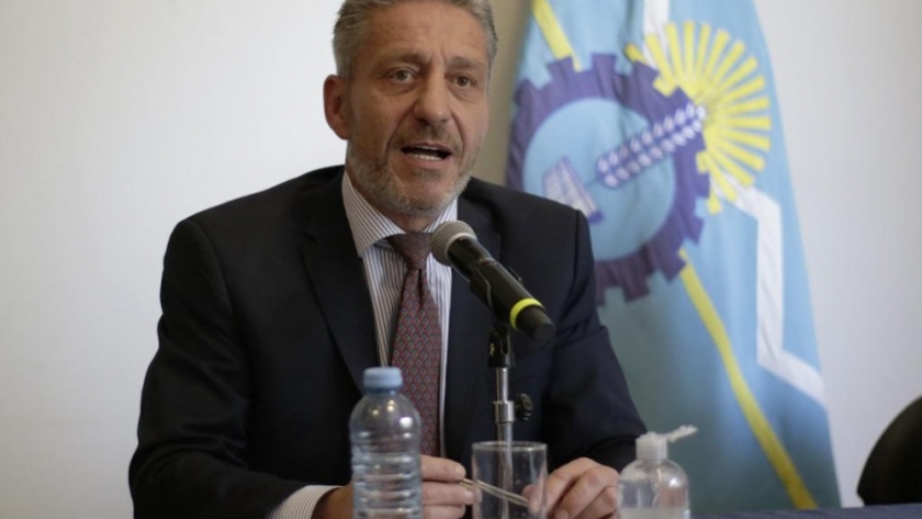 Arcioni aseguró que los índices económicos “han mejorado” según un balance del primer semestre del 2021