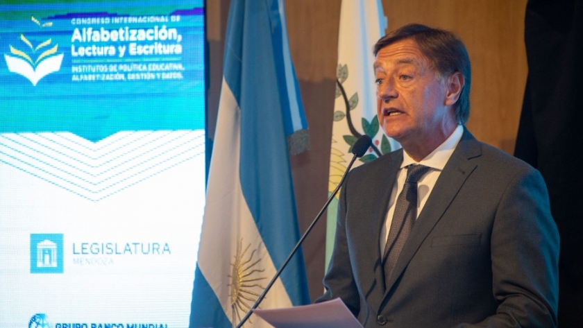 Suárez: “En Mendoza tenemos la gran satisfacción de ser referentes en todo el país en el área educativa”