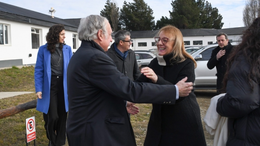 Alicia entregó equipamiento destinado a la producción agropecuaria de Santa Cruz