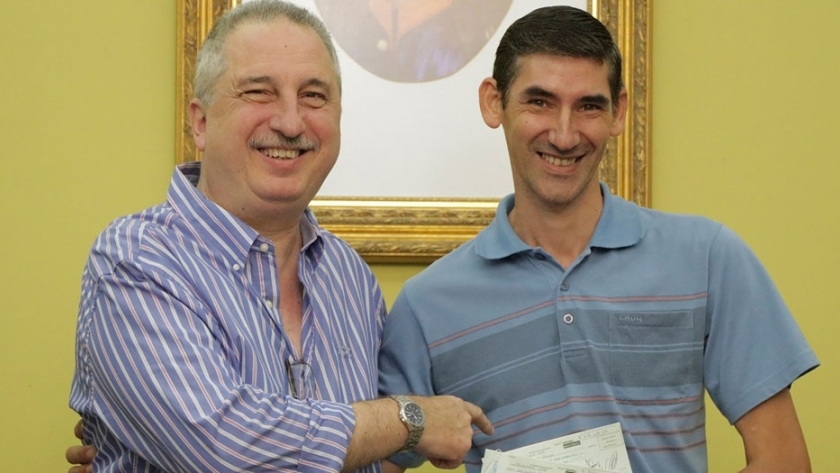 Passalacqua entregó fondos para proyectos de productores y comunidades guaraníes