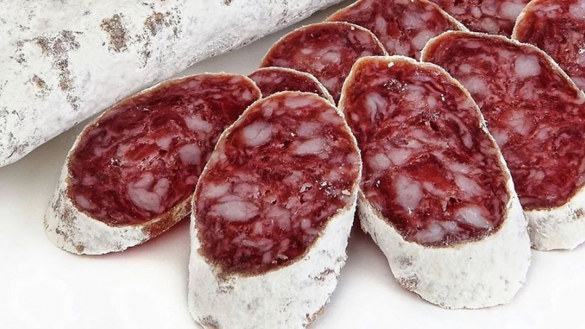 Francia retira las carnes secas tras el susto de la salmonella