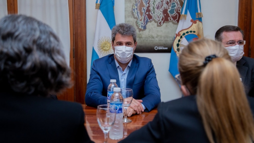 En reunión de Gabinete, Uñac puso el foco en la continuidad de la cercanía con la sociedad y la celeridad en la resolución de sus problemas