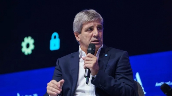 Luis Caputo reafirma control de liquidez y descarta inyección de pesos antes de elecciones