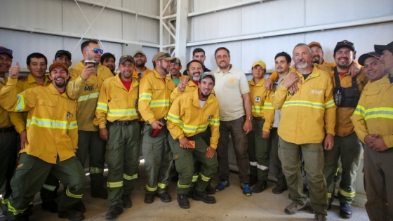 Cabandié inauguró una subcentral de incendios en Junín de los Andes