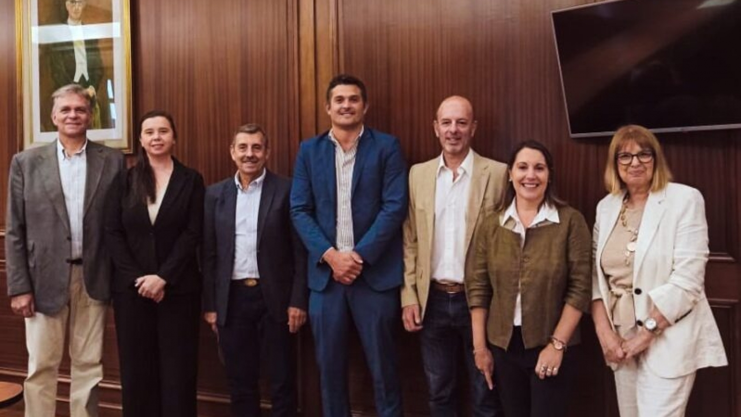 Misiones sella un acuerdo estratégico con la OIA para acelerar la transición hacia la producción orgánica