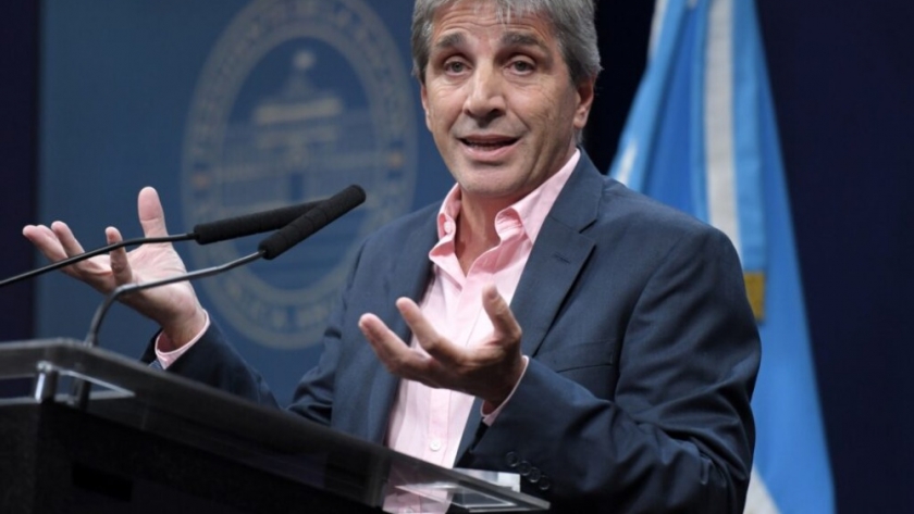 El Gobierno aceptaría limitar las facultades delegadas al Ejecutivo para votar la Ley Ómnibus el martes