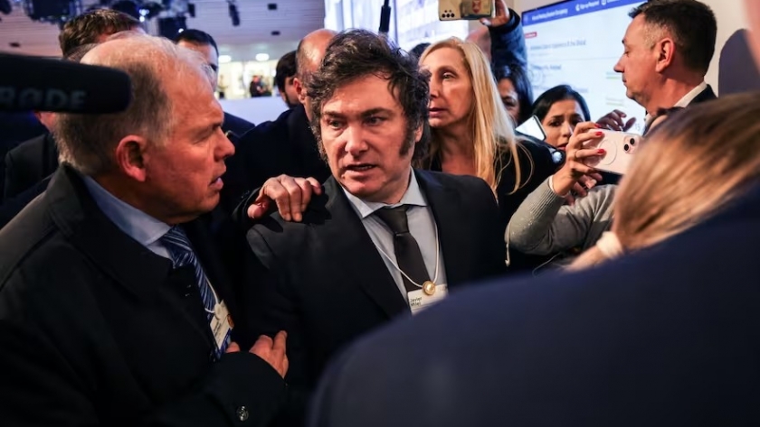 Con Milei y Caputo lejos, el Gobierno apura cambios en la ley para hacer una contrapropuesta a los bloques aliados