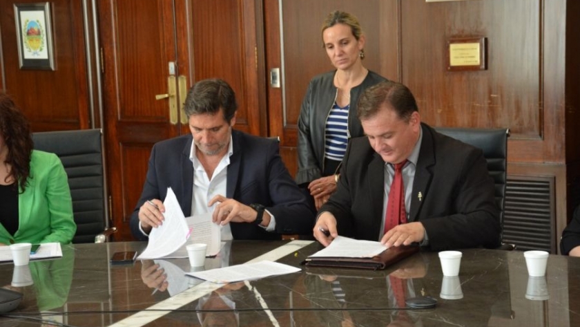 La Provincia adhirió al programa “Alimentos con Valor” para capacitar a emprendedores