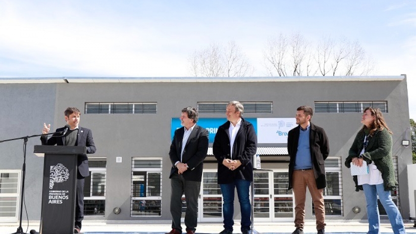 Kicillof: “Estamos construyendo escuelas en todos los barrios porque son fábricas que producen futuro para nuestra provincia”